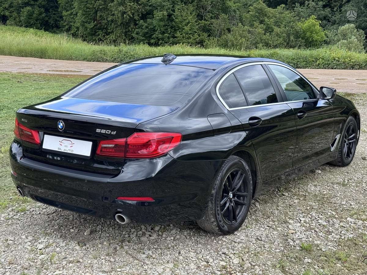 BMW 520, 2.0 l., Седан