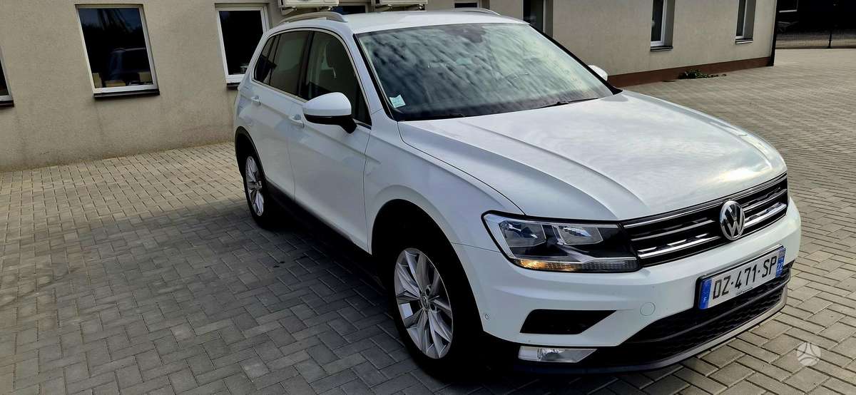 Volkswagen Tiguan - 3