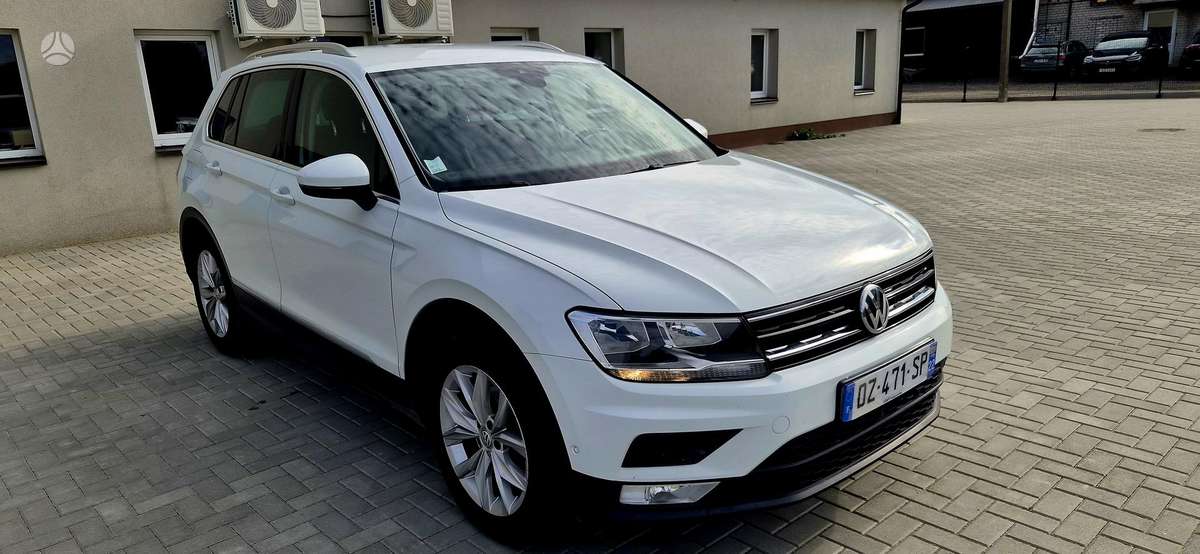 Volkswagen Tiguan - 4