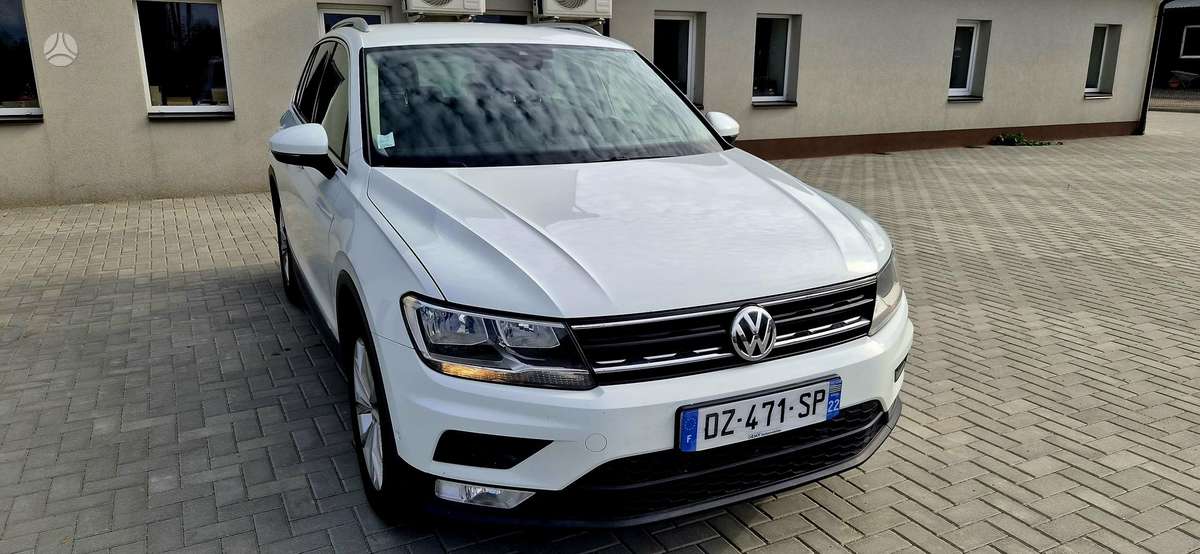 Volkswagen Tiguan - 5