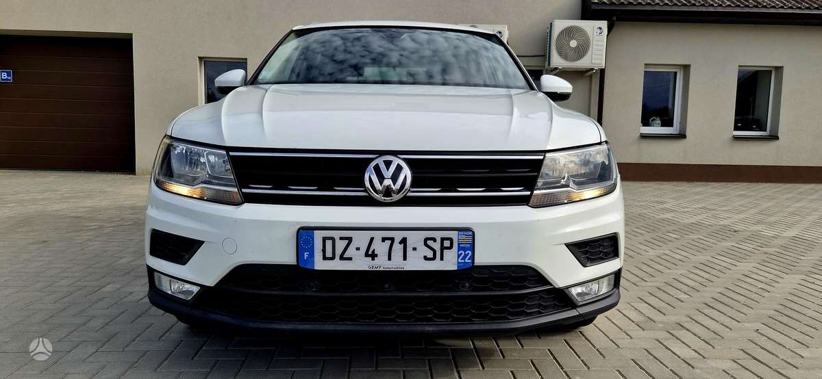 Volkswagen Tiguan - 6