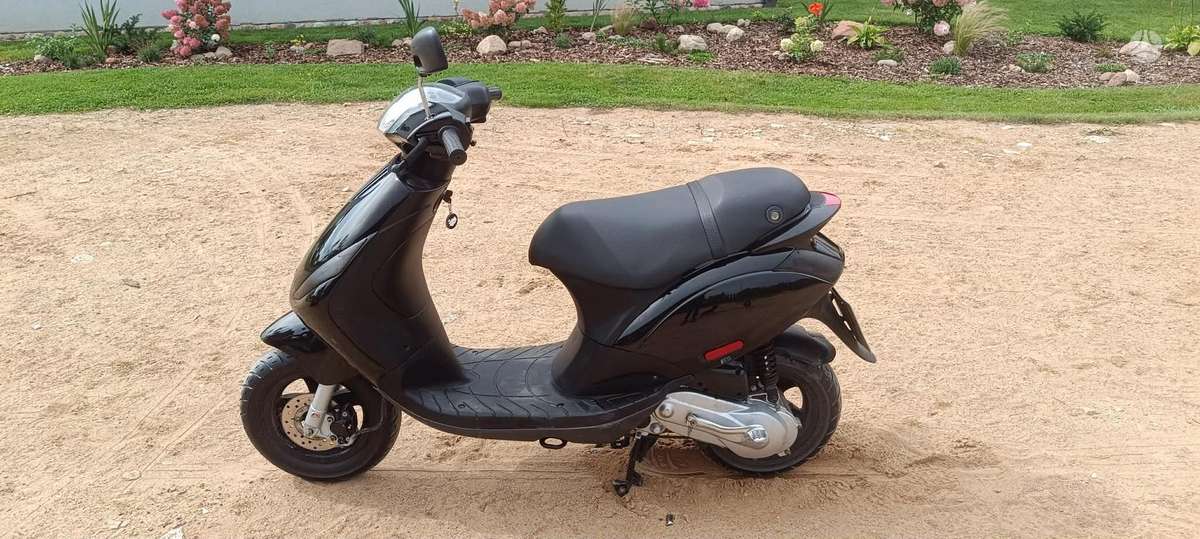 Piaggio Zip 49cc, мотороллеры / мопеды