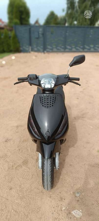 Piaggio Zip 49cc, scooters / mopeds