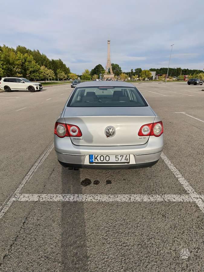 Volkswagen Passat - 6