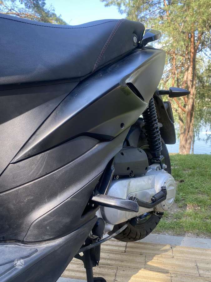 Piaggio Typhoon 49cc, scooters / mopeds