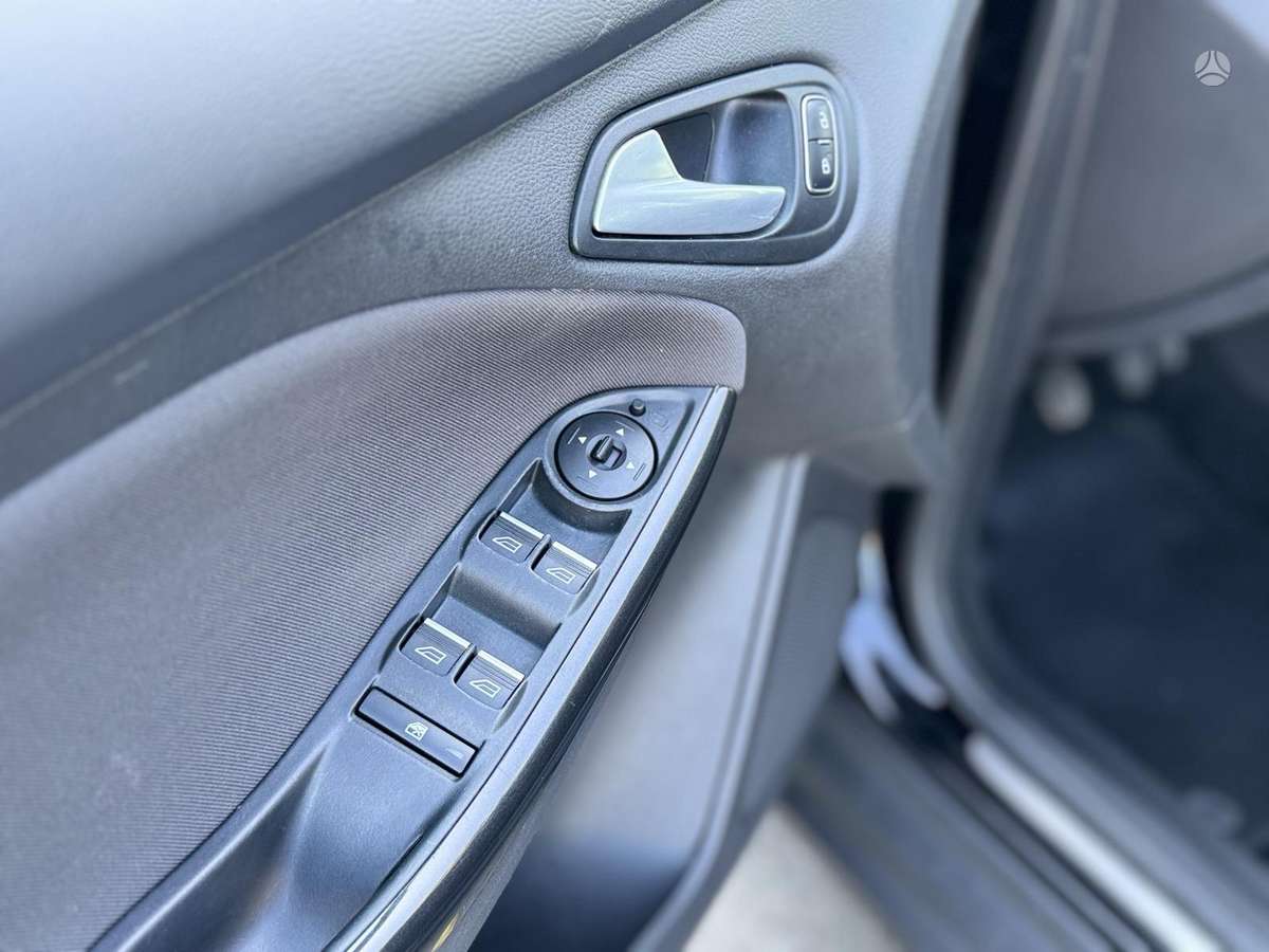 Ford Focus, 1.0 l., hatchback