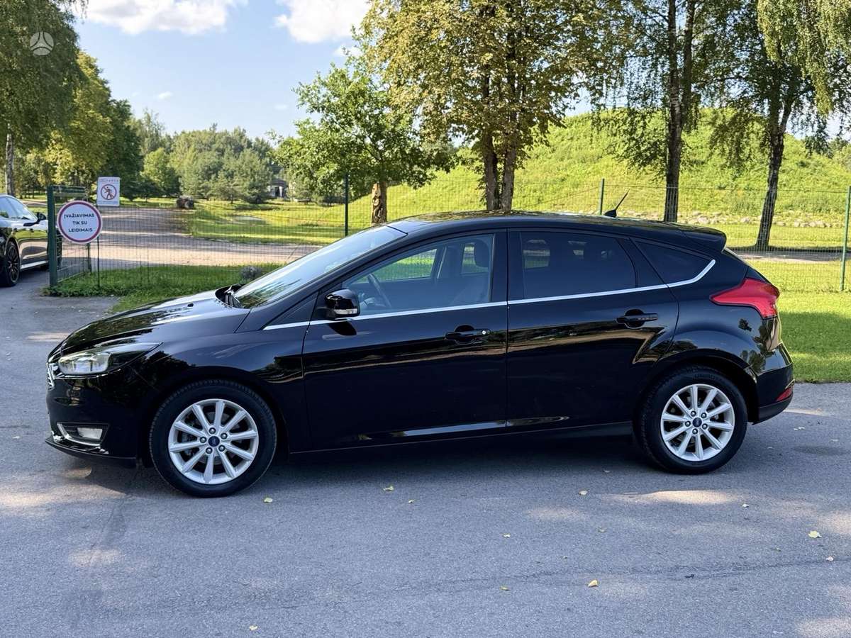 Ford Focus, 1.0 l., hatchback