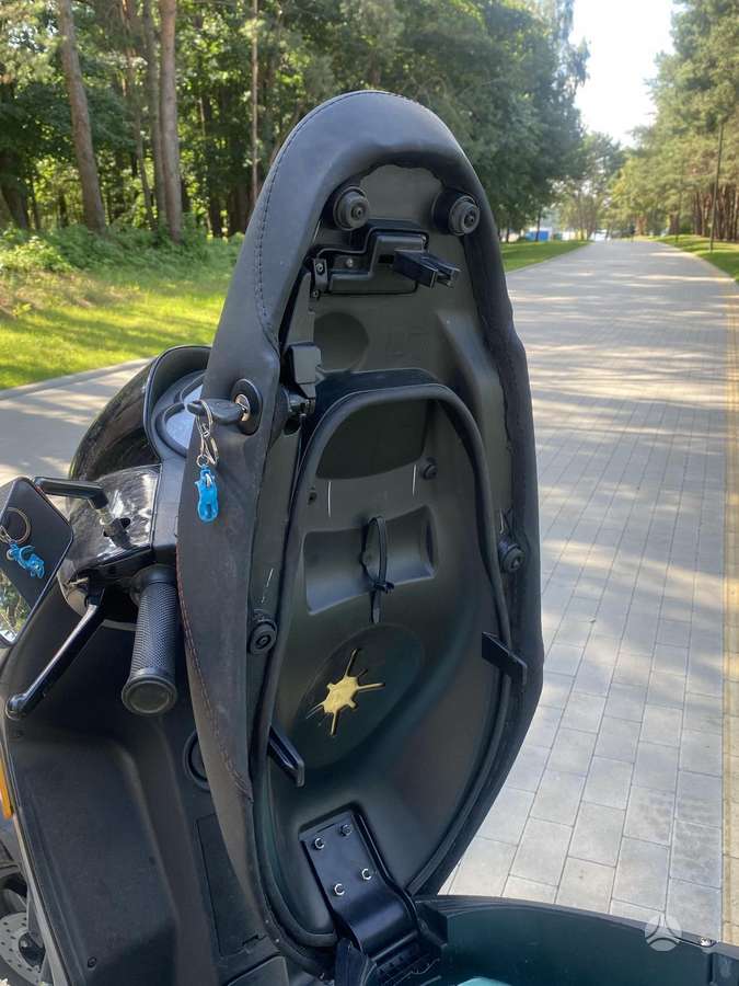 Piaggio Typhoon 49cc, мотороллеры / мопеды