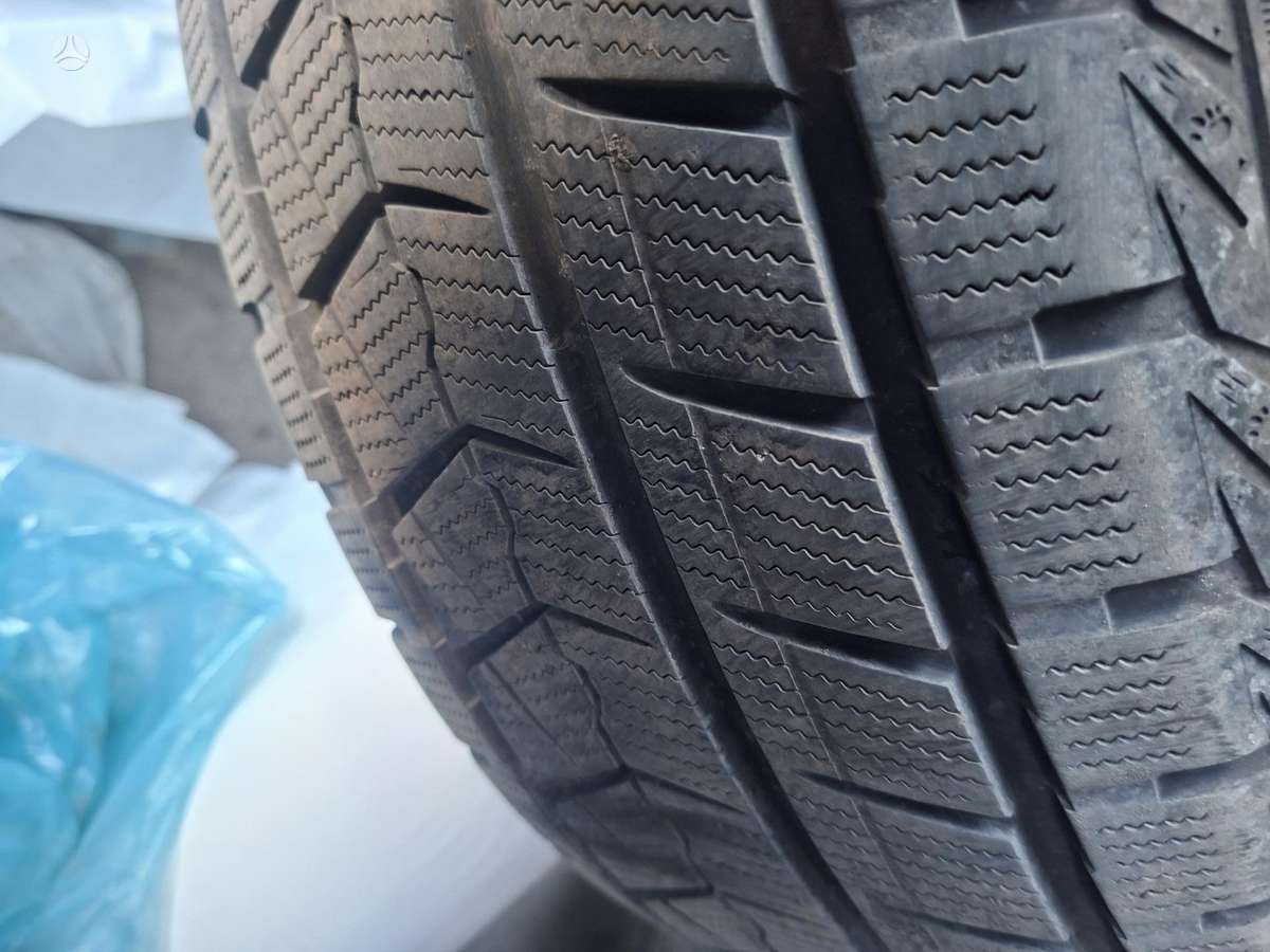 Rockblade, žieminės 215/60 R16