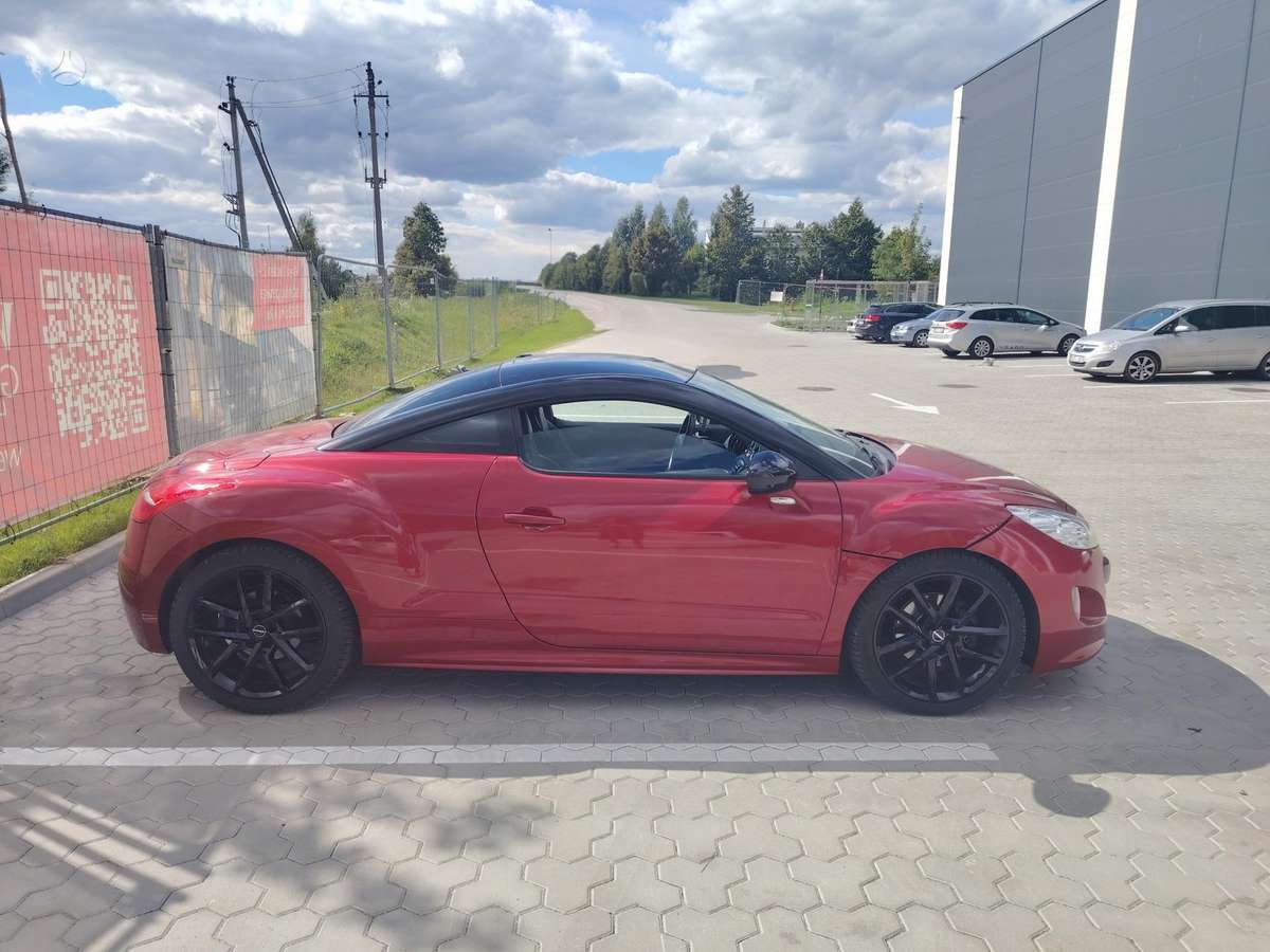 Peugeot RCZ - 2