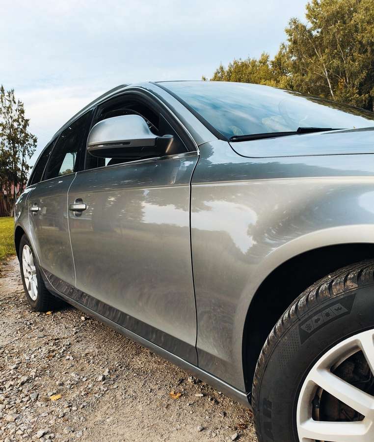 Audi A4, 2.0 l., Универсал