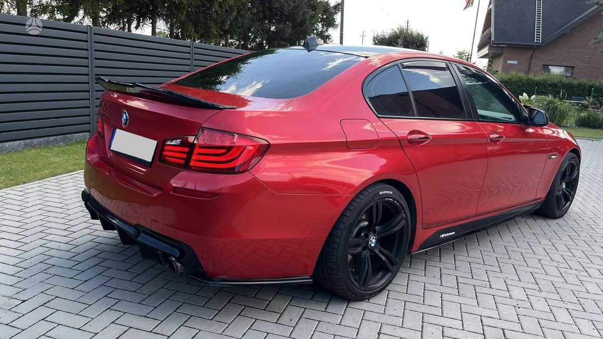 BMW 528, 3.0 l., Седан