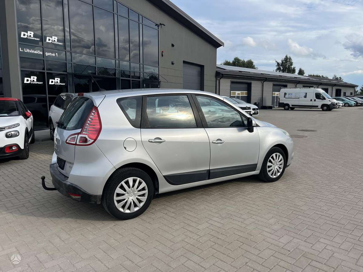 Renault Scenic - 6