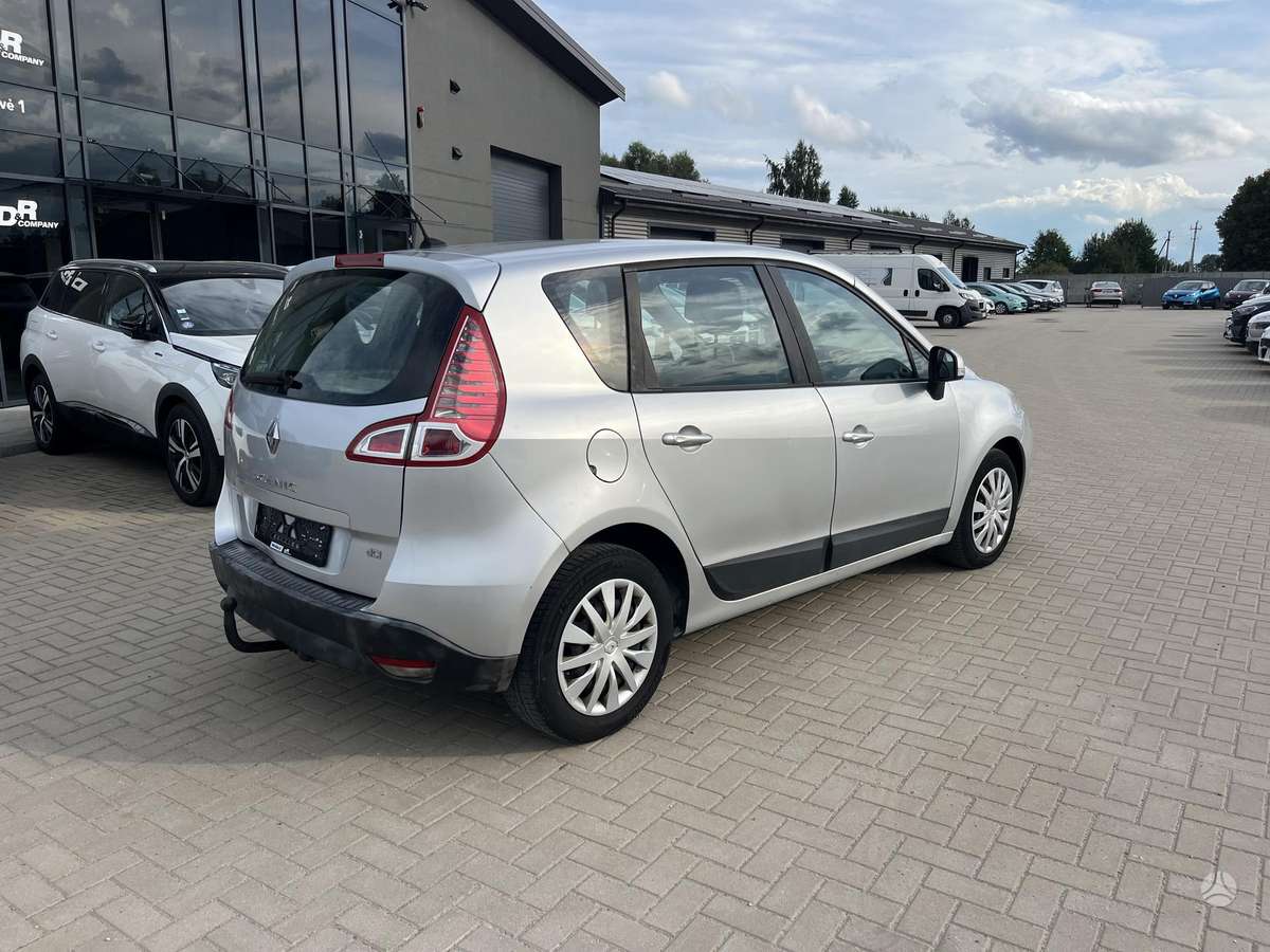 Renault Scenic - 7