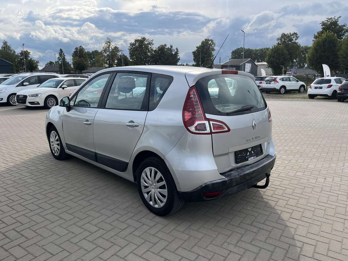Renault Scenic - 10