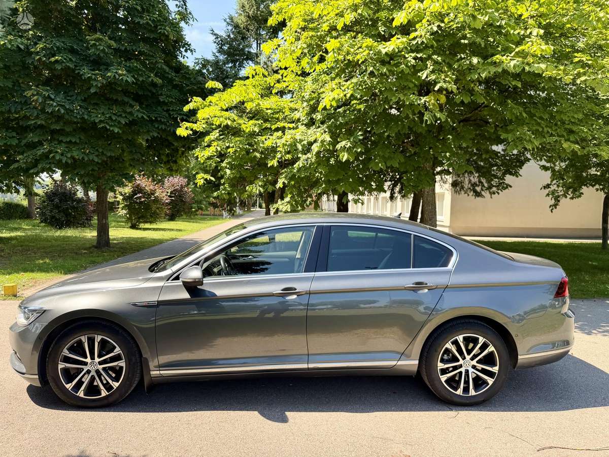 Volkswagen Passat - 6