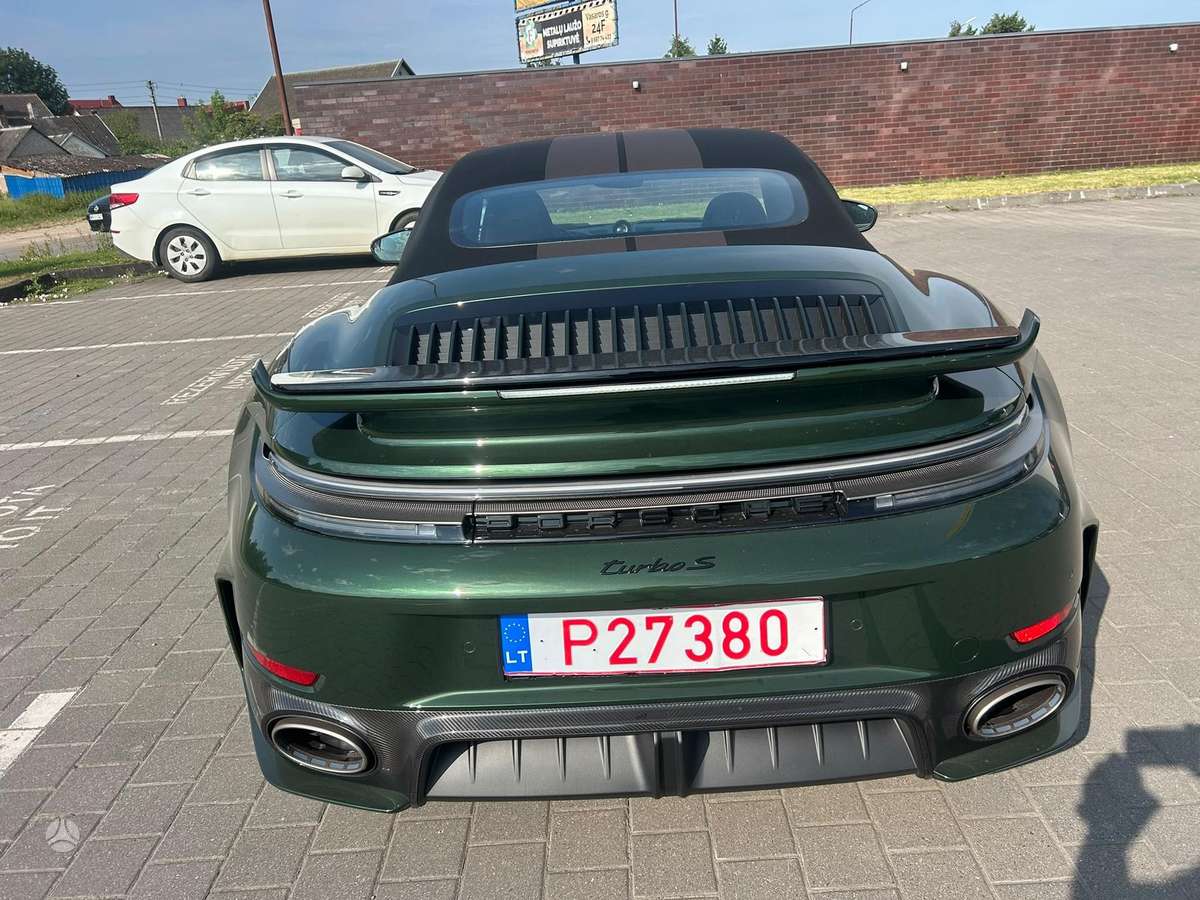 Porsche 911 - 10