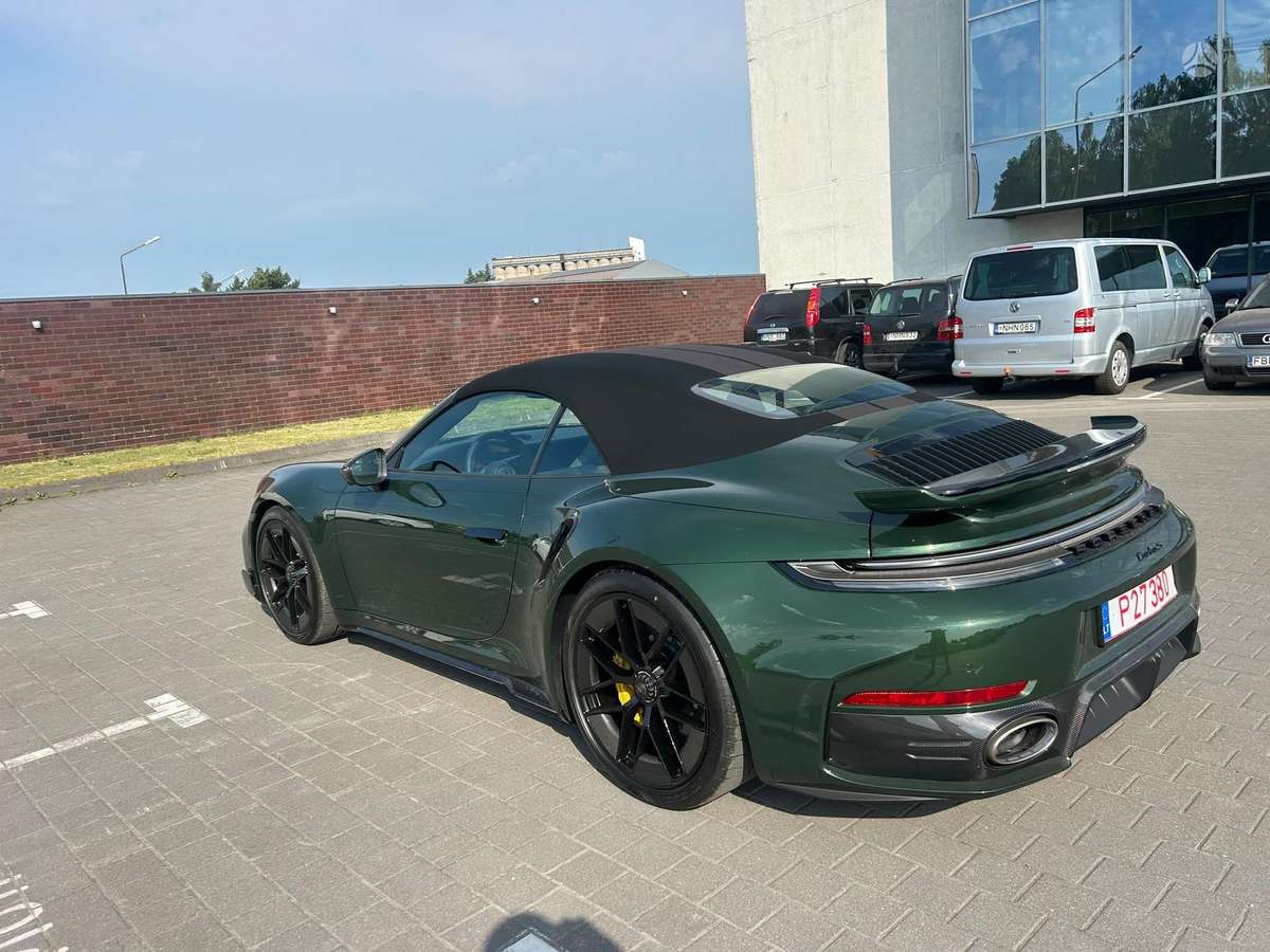 Porsche 911 - 11