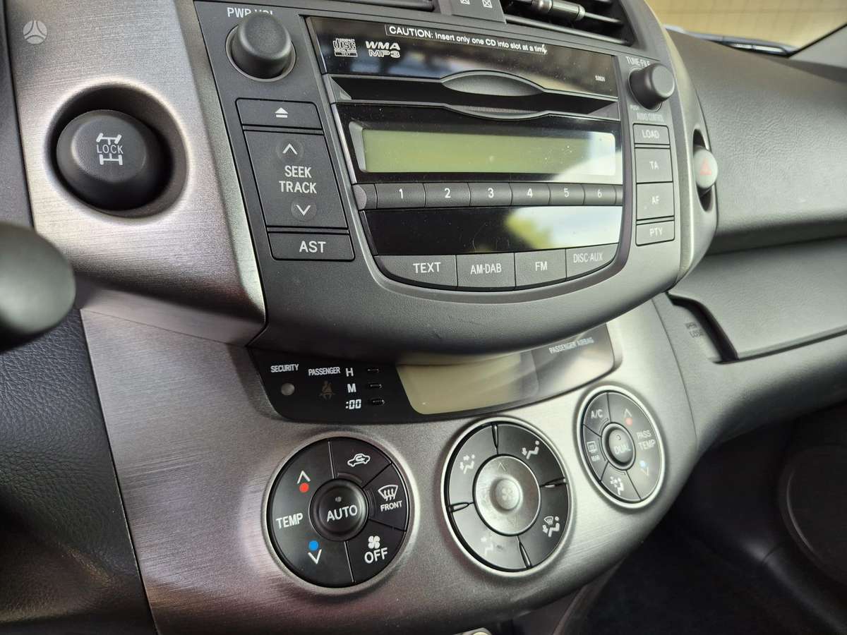 Toyota RAV4, Внедорожник / Кроссовер