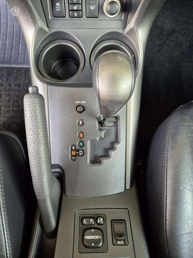 Toyota RAV4, Внедорожник / Кроссовер