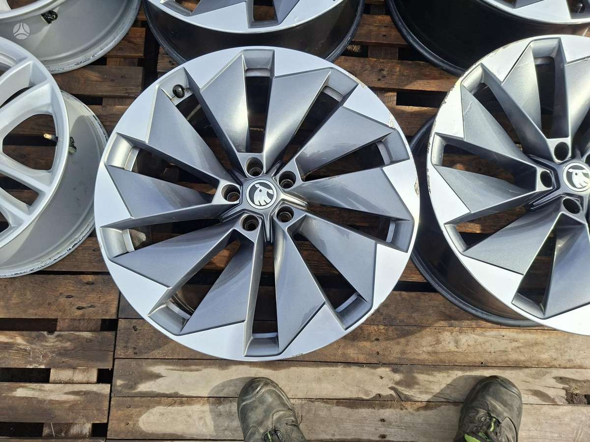 Skoda ENYAQ, light alloy, R21