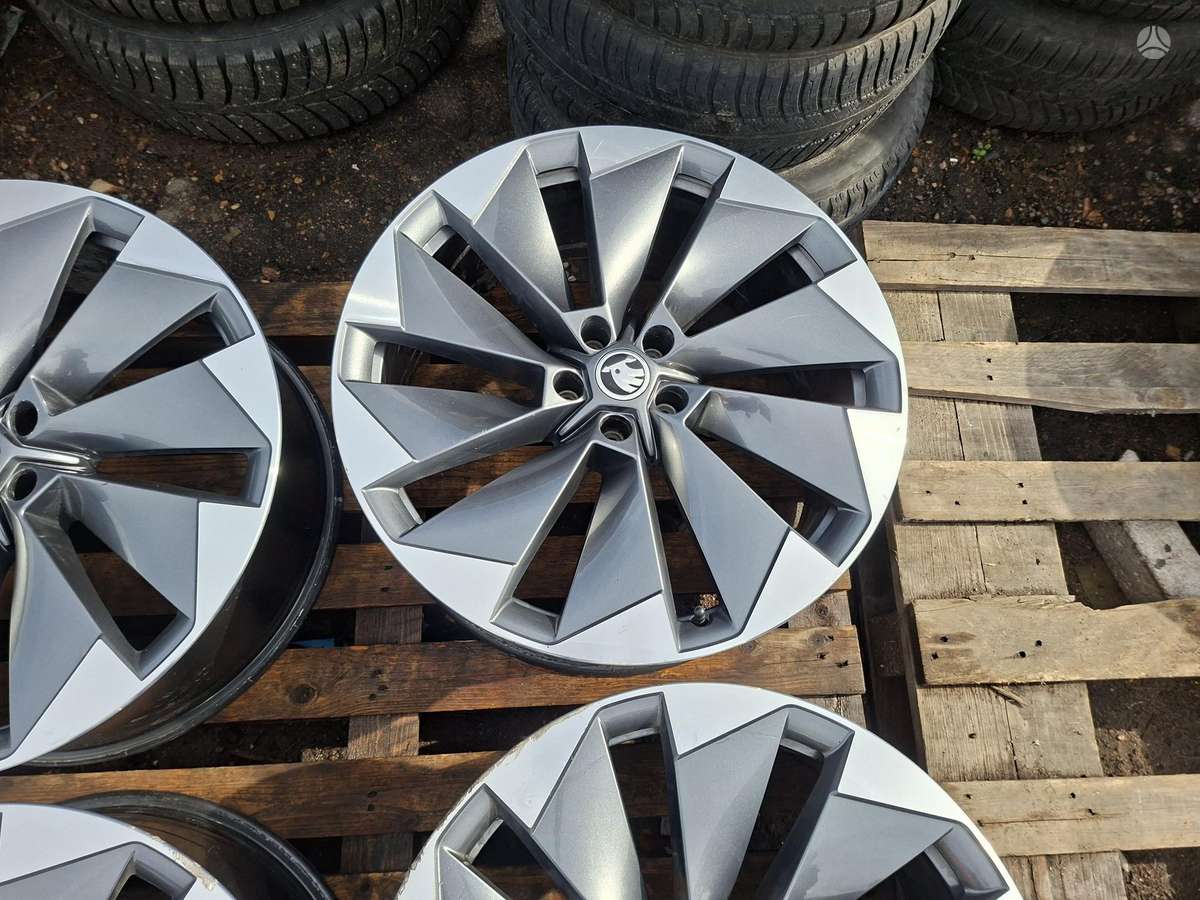 Skoda ENYAQ, light alloy, R21