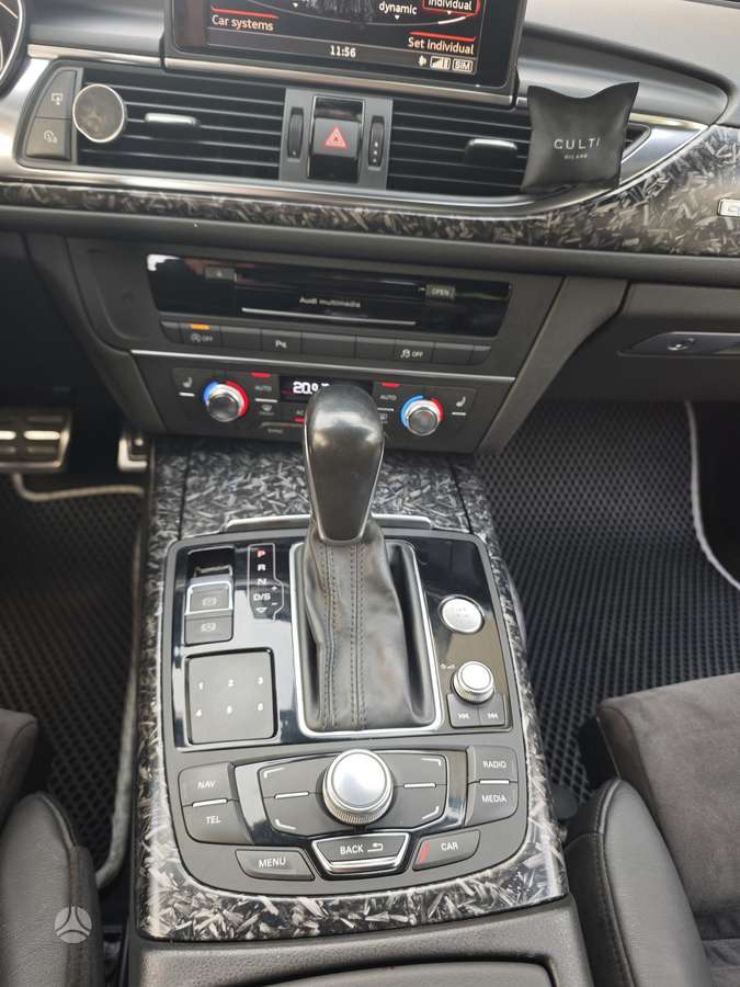 Audi A6, 3.0 l., universalas