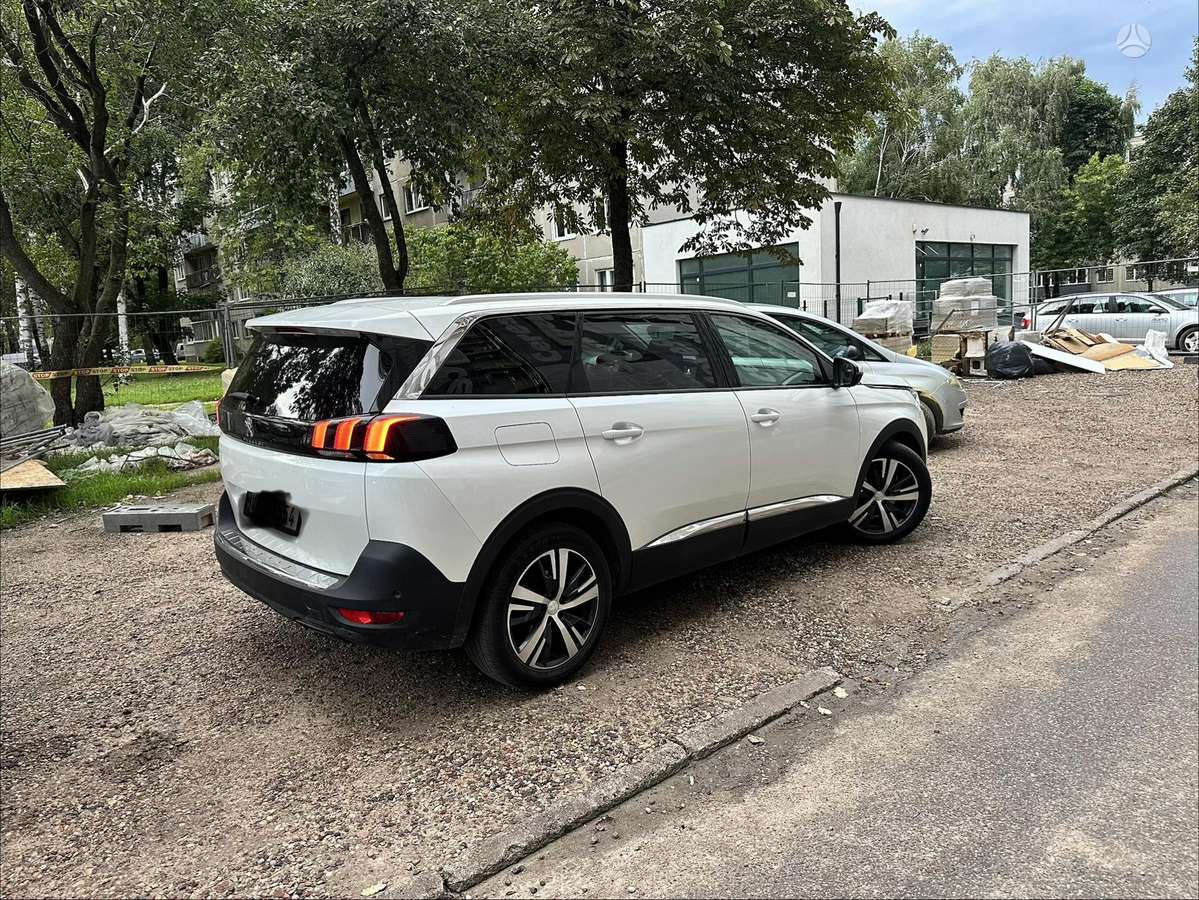 Peugeot 5008 - 4
