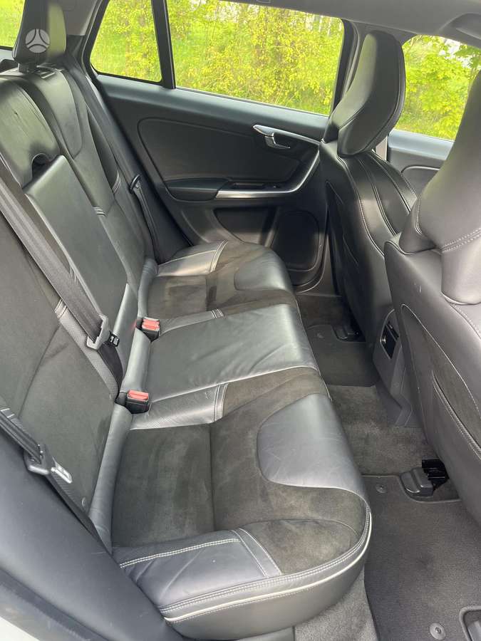 Volvo V60, 2.0 l., Универсал
