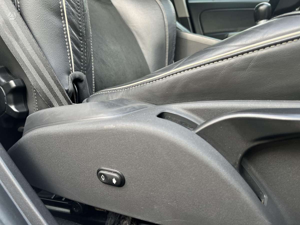 Volvo V60, 2.0 l., Универсал