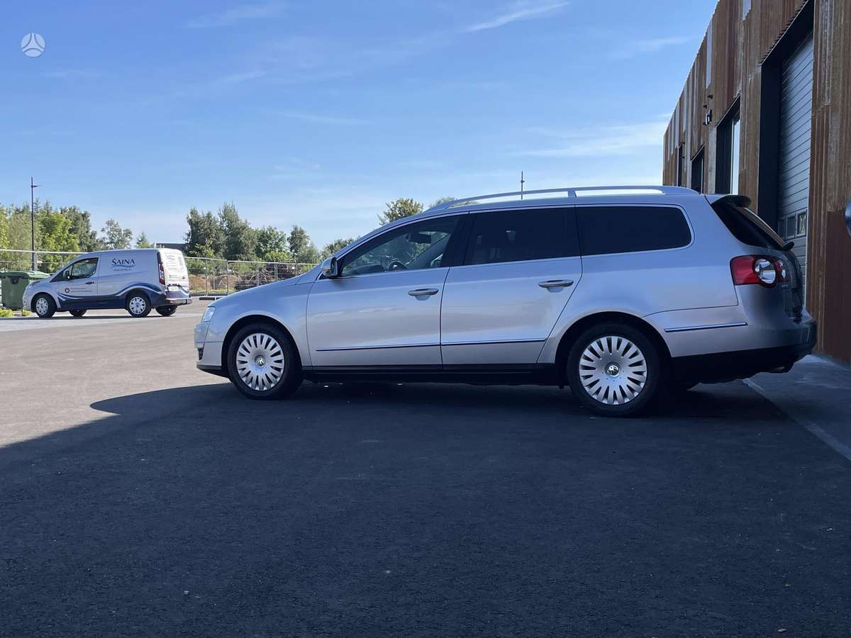 Volkswagen Passat - 2