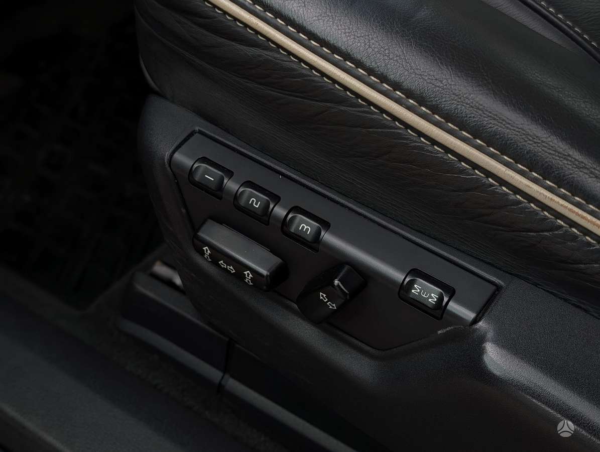 Volvo XC90 - 8
