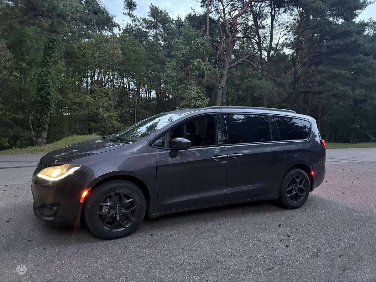 Chrysler Pacifica, 3.6 l., Минивэн