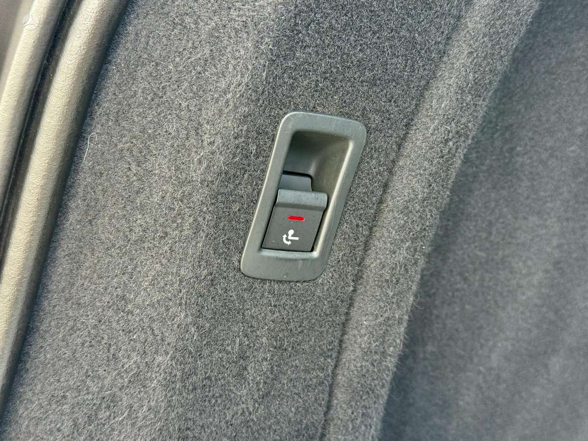 Audi A4, 2.0 l., Универсал