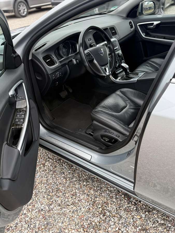 Volvo V60 - 10