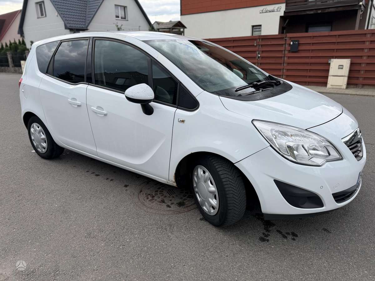 Opel Meriva, 1.4 l., Минивэн
