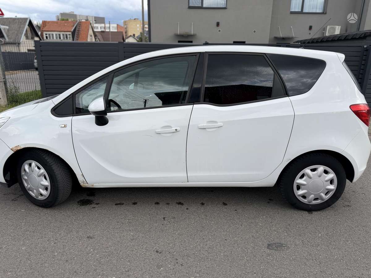 Opel Meriva, 1.4 l., Минивэн