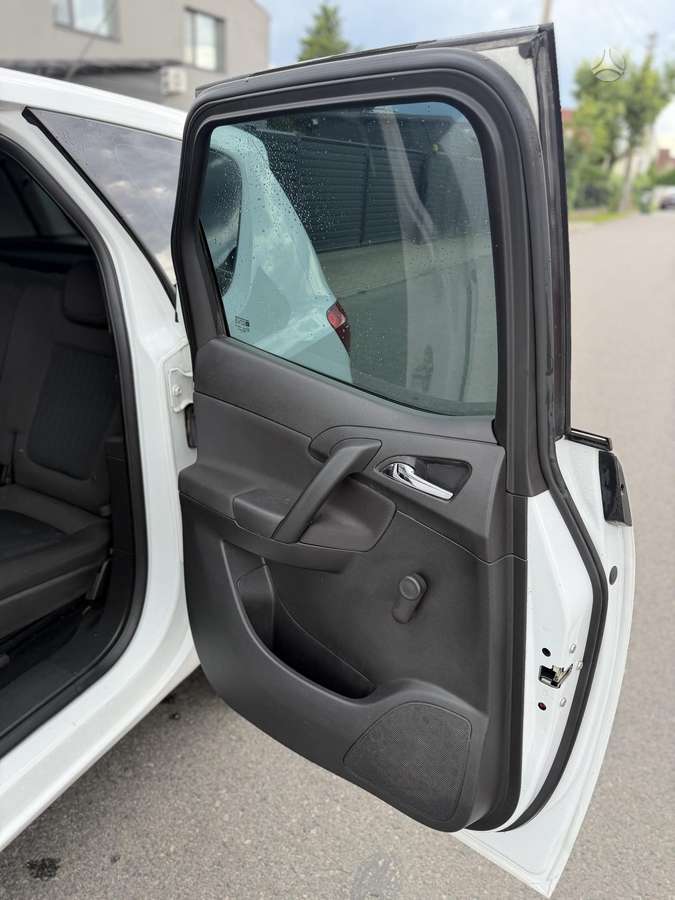 Opel Meriva, 1.4 l., Минивэн