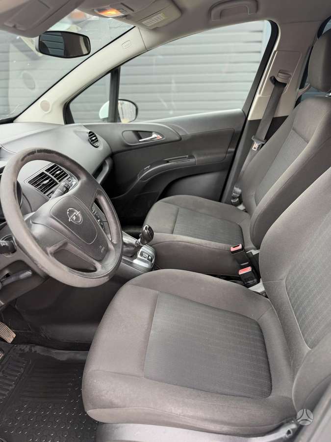 Opel Meriva, 1.4 l., Минивэн