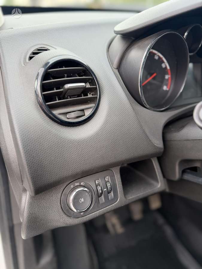 Opel Meriva, 1.4 l., Минивэн