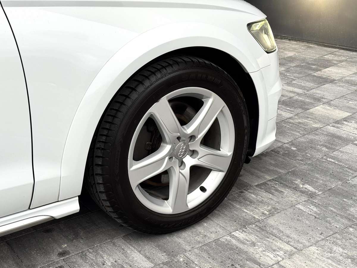 Audi A6 allroad, 3.0 l., Универсал