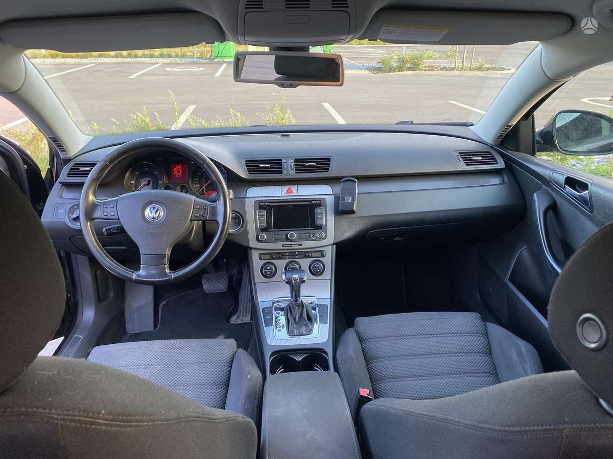 Volkswagen Passat - 5