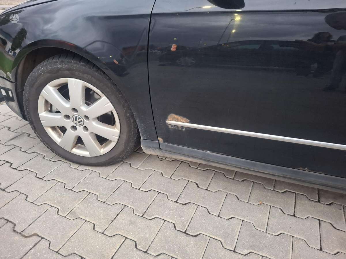 Volkswagen Passat - 3