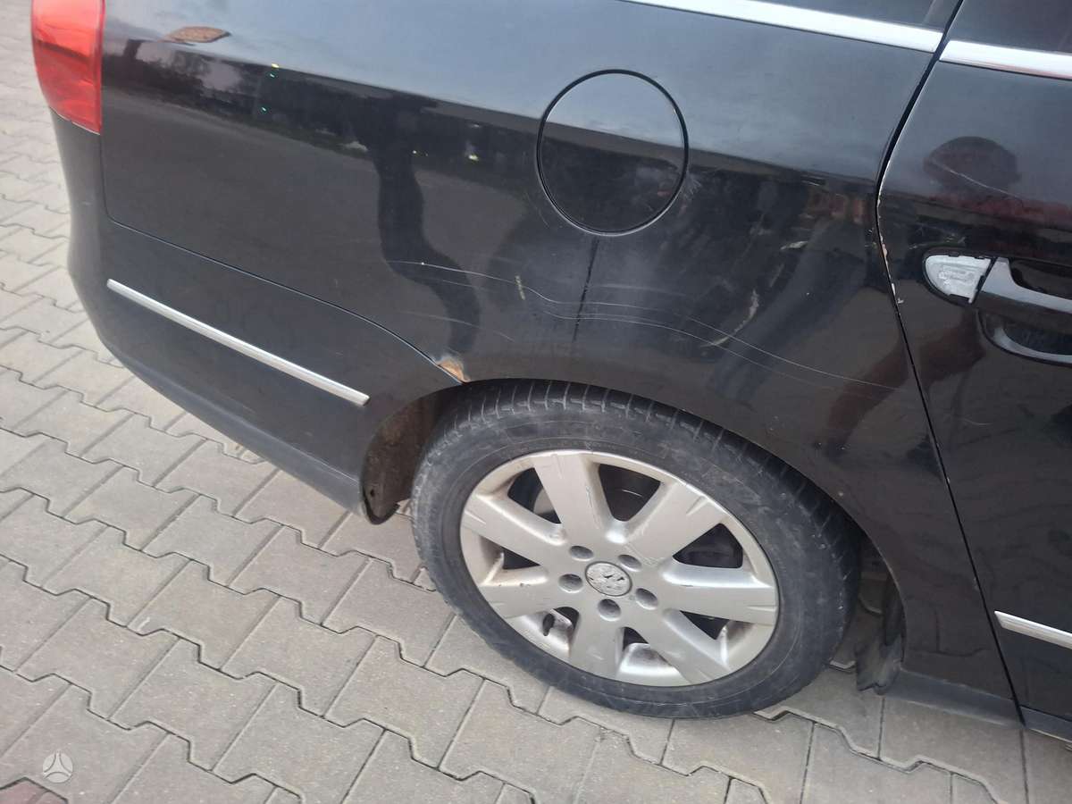 Volkswagen Passat - 8