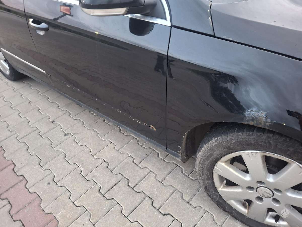 Volkswagen Passat - 10