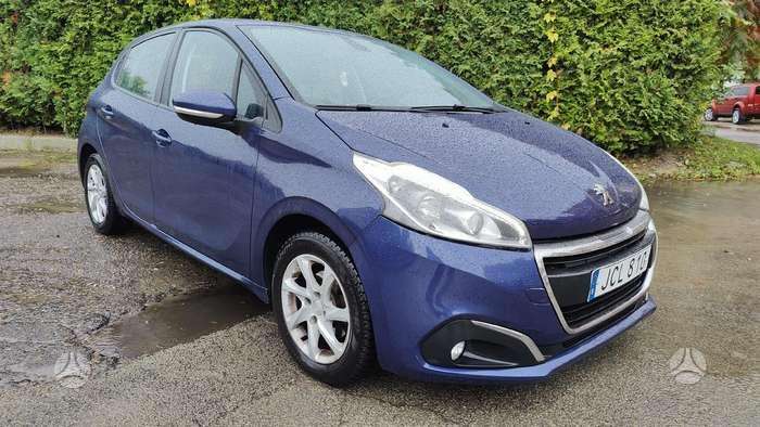 Peugeot 208, 1.2 l., hatchback