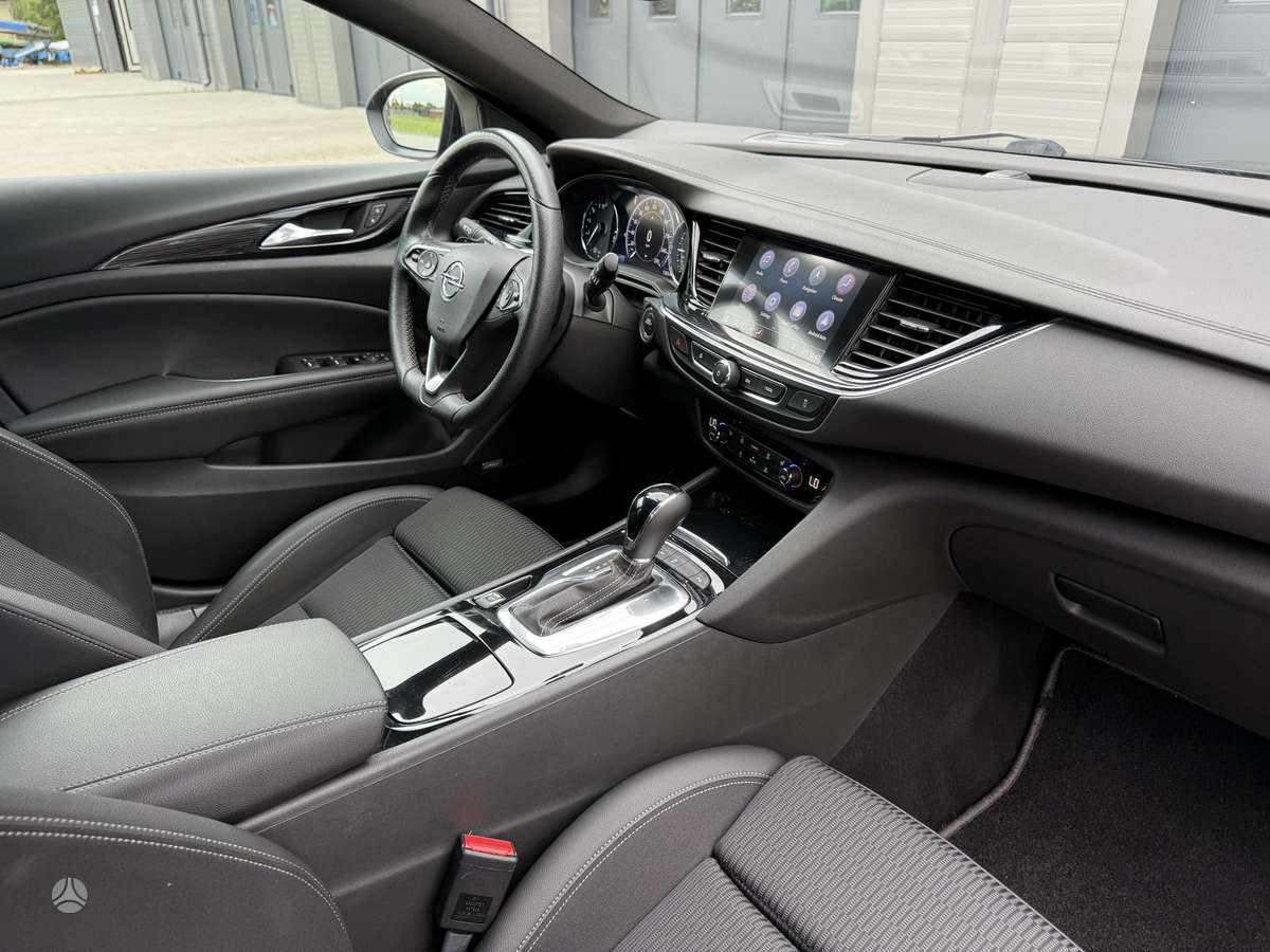 Opel Insignia, 2.0 l., wagon