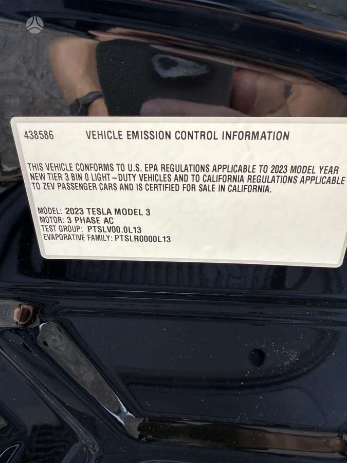 Tesla Model 3, 60 кВт·ч, Седан