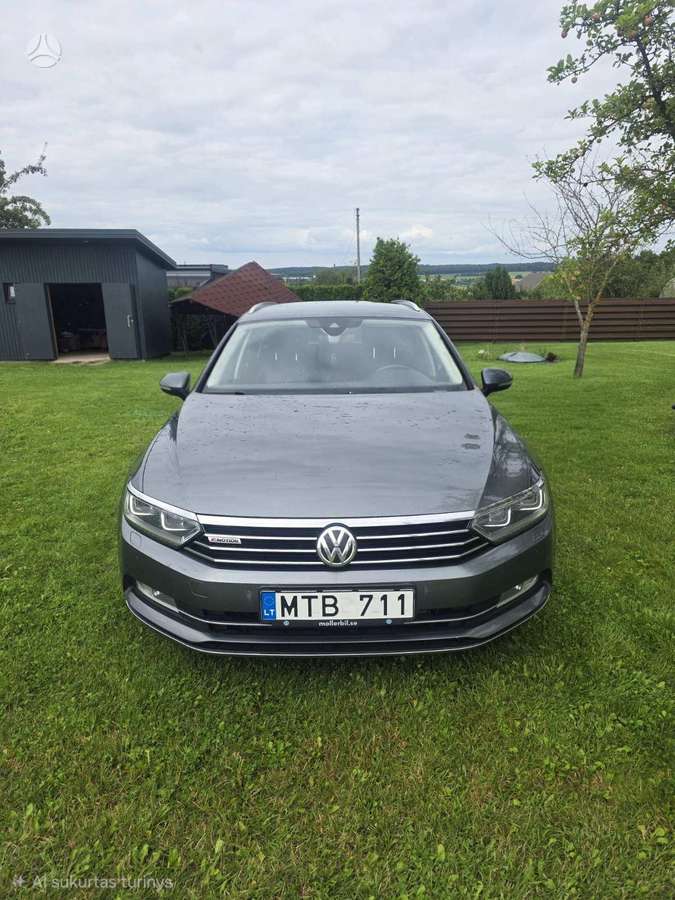Volkswagen Passat - 3