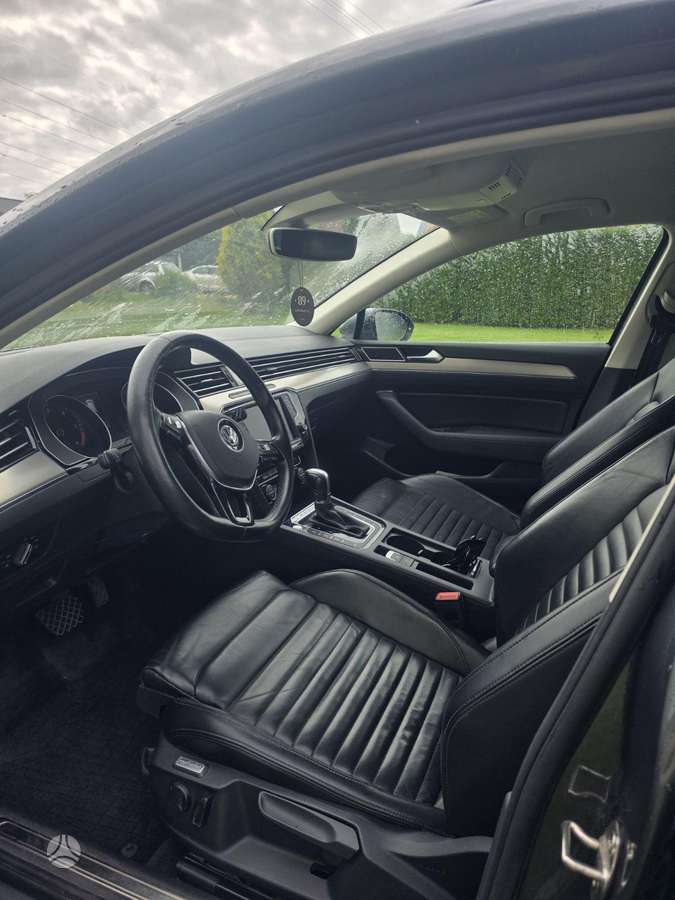 Volkswagen Passat, 2.0 l., Универсал